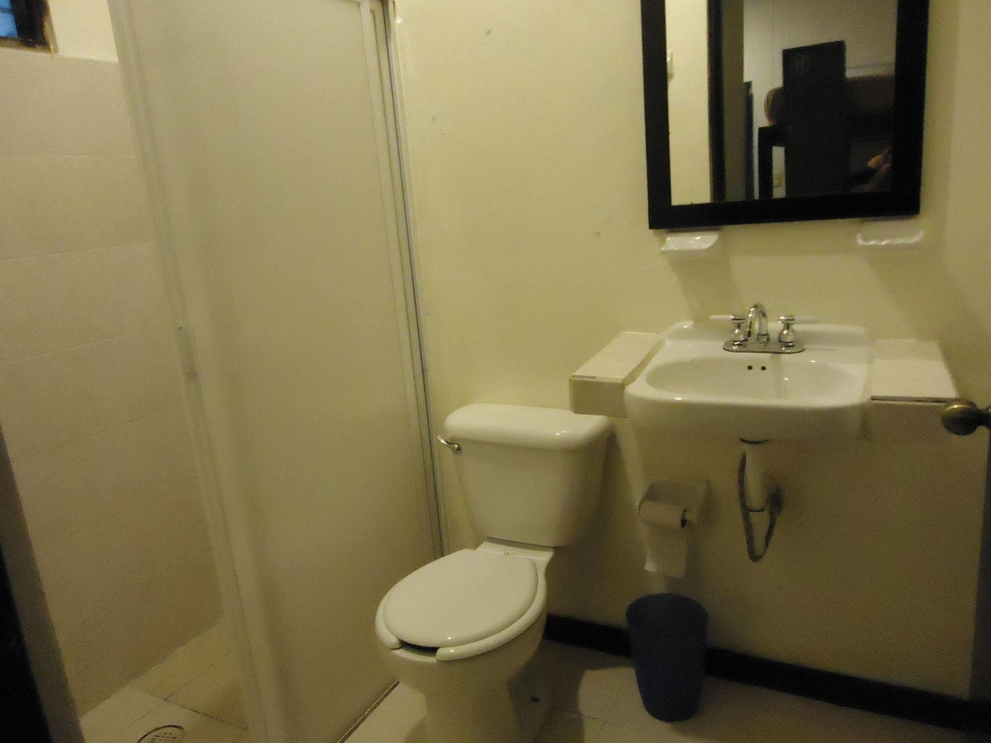 Humble Bumble Hostel Playa del Carmen Esterno foto